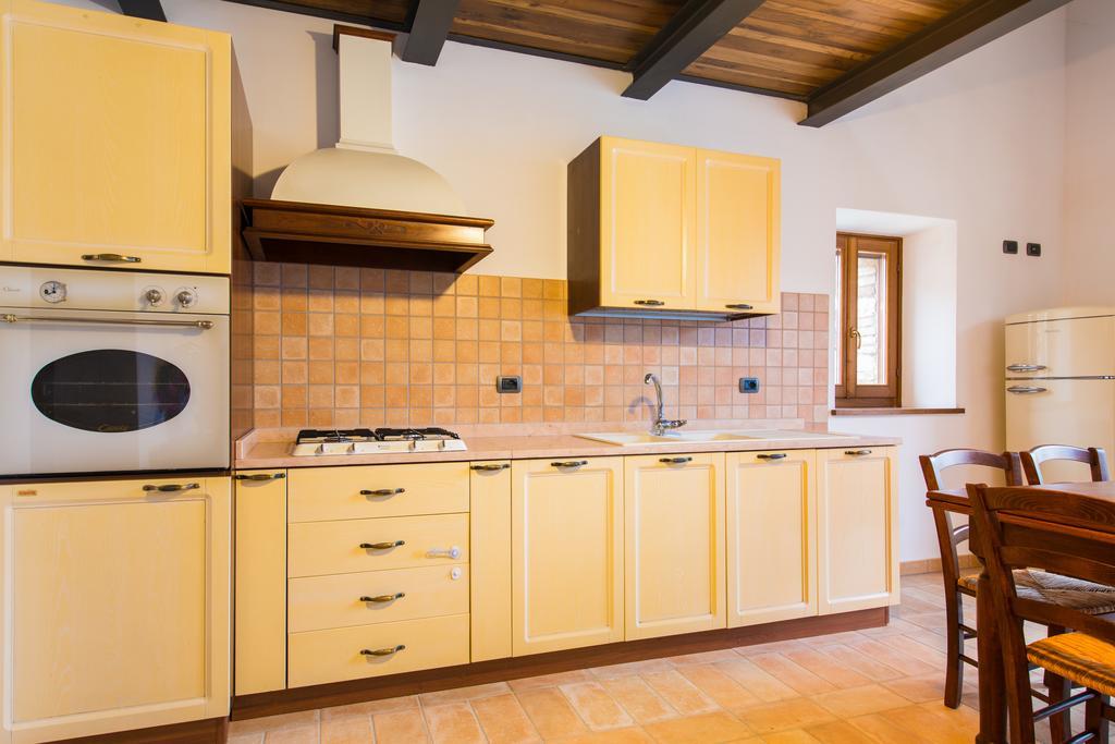 Casetta In Pietra Acqualagna Oda fotoğraf