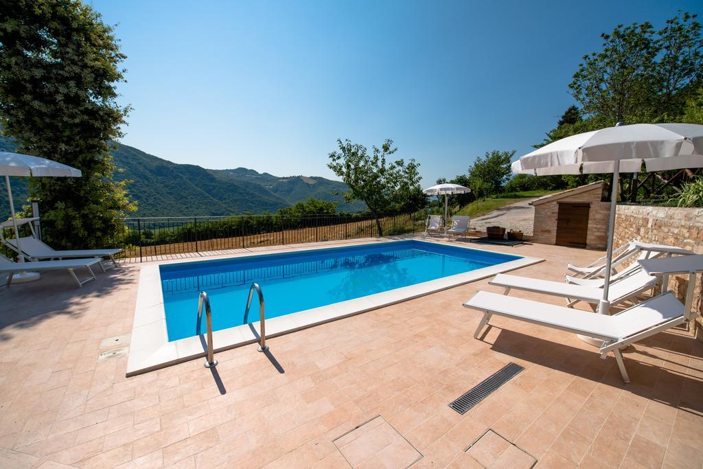 Casetta In Pietra Acqualagna Oda fotoğraf