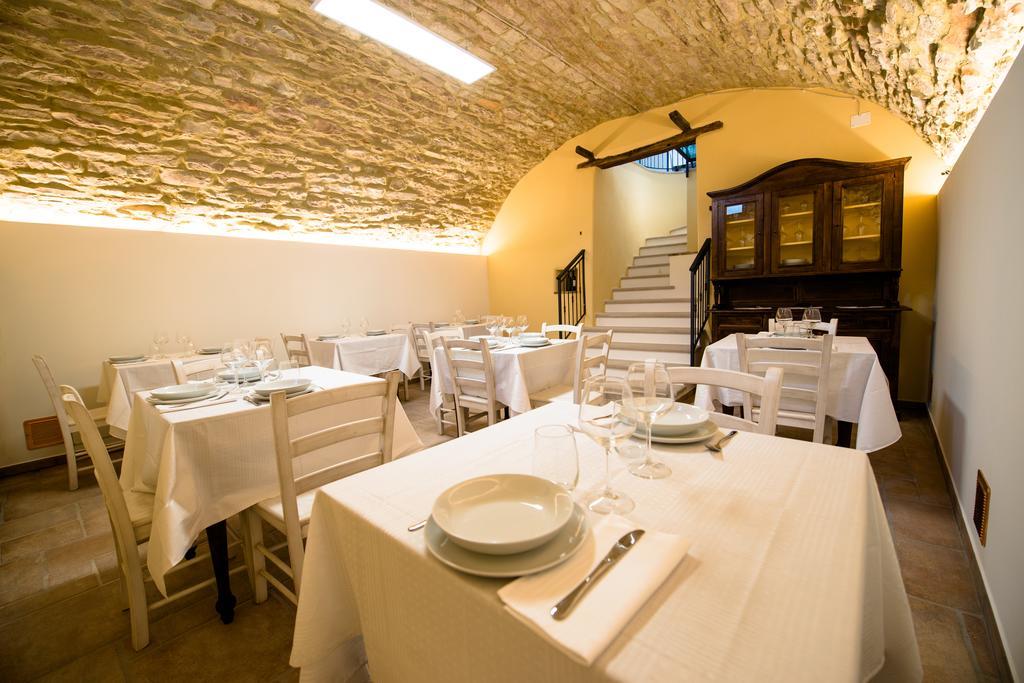 Casetta In Pietra Acqualagna Dış mekan fotoğraf